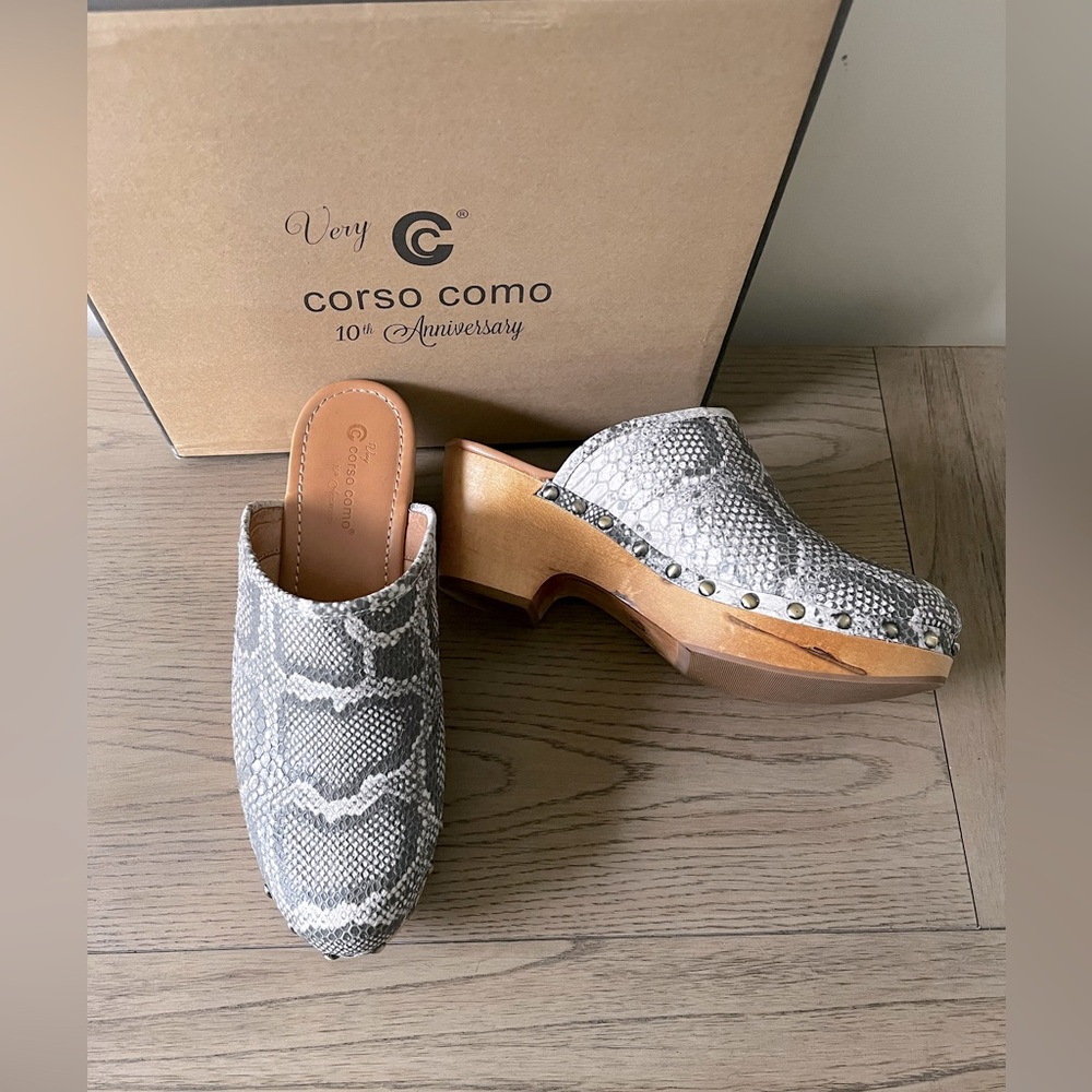 Corso Como. Clogs